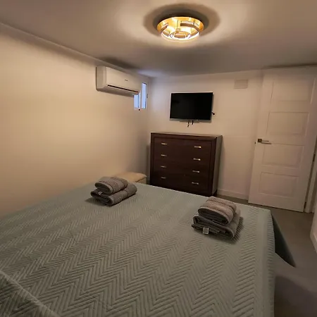 Blue Wave Apartment *